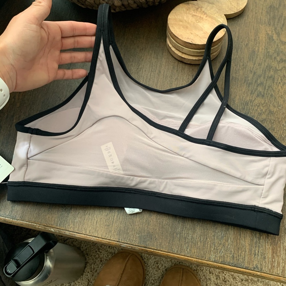 Lululemon bra - Picture 2 of 3